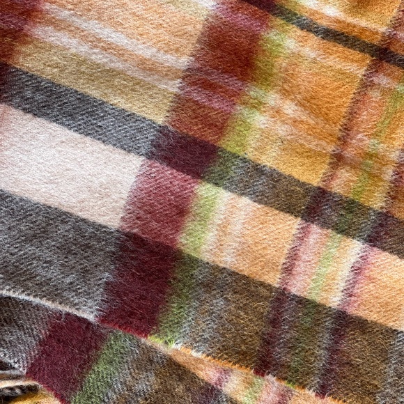 Scarf - Picture 4 of 4